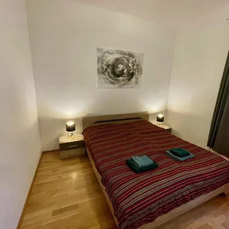 Bobbys Gartenapartment Krems an der Donau Exterior photo